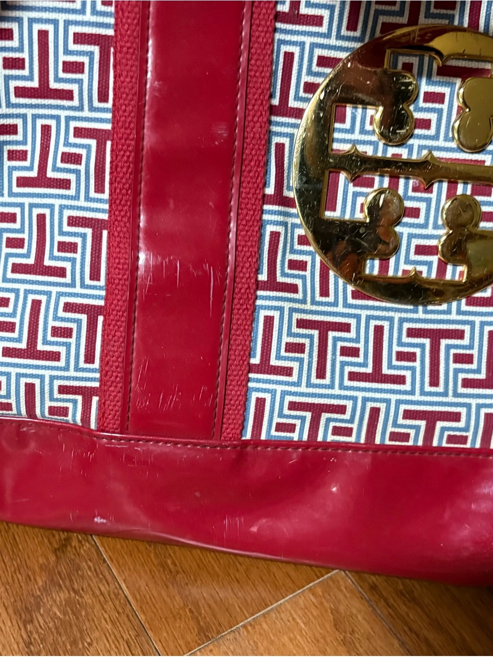 Tory Burch Red Patterned Tote Bag with Gold Accent - Picture 2 of 6